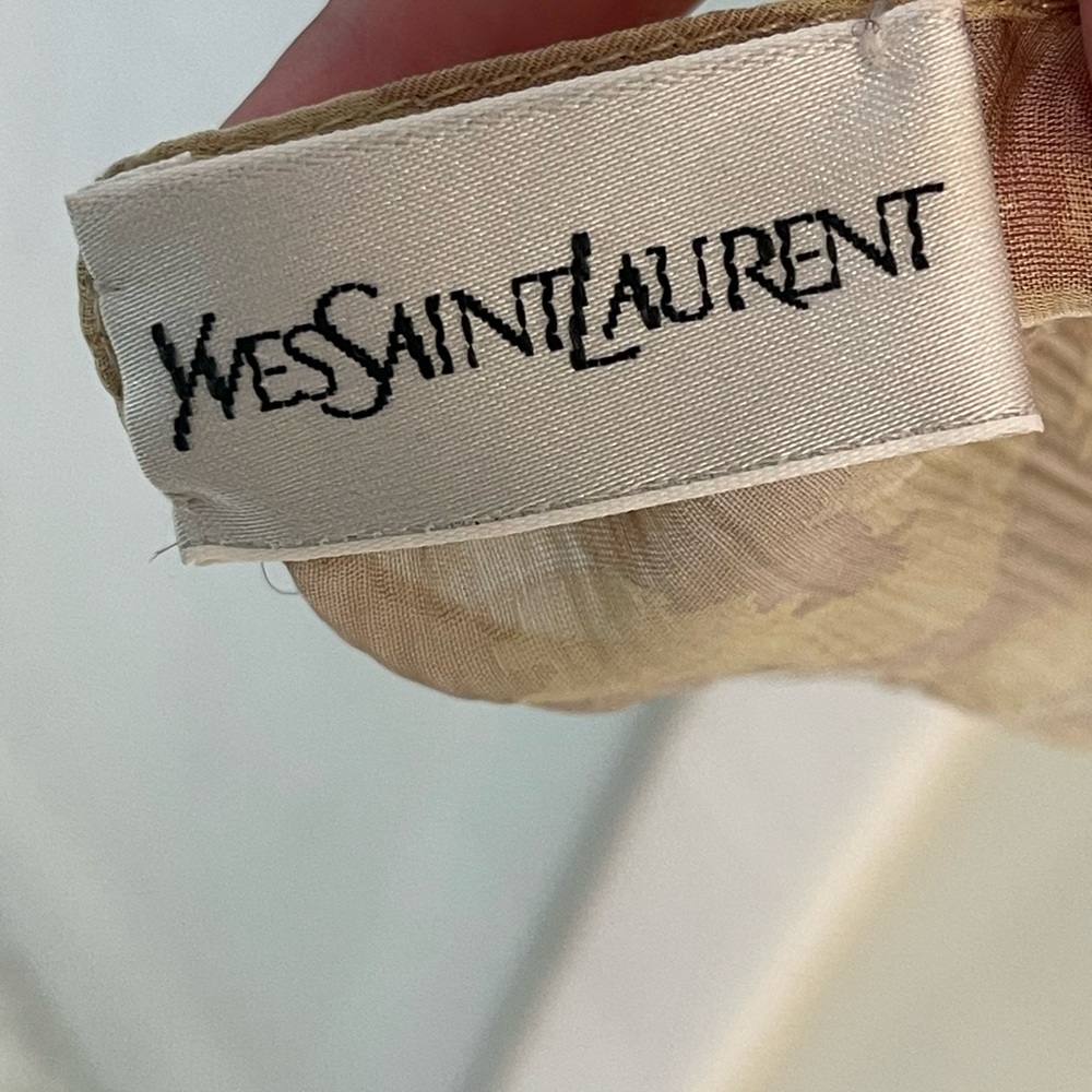 Vintage Yves Saint Laurent Scarf 100% Silk Luxury animal print elegant Paris - Picture 6 of 7